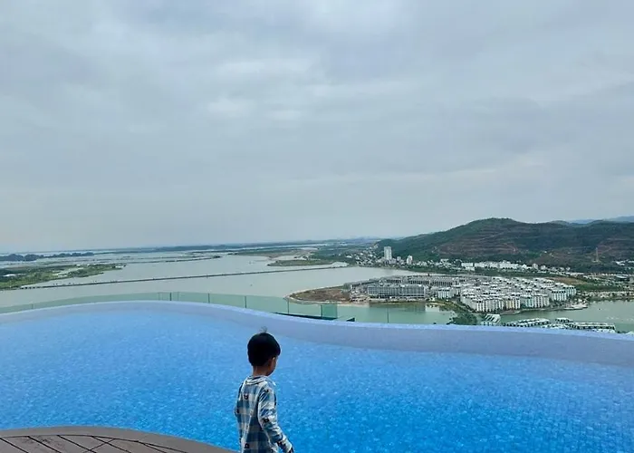 A La Cart With Bay View And Water Music Khách sạn hẻo lánh